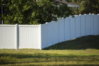Vinyl Fence with Decorative Features